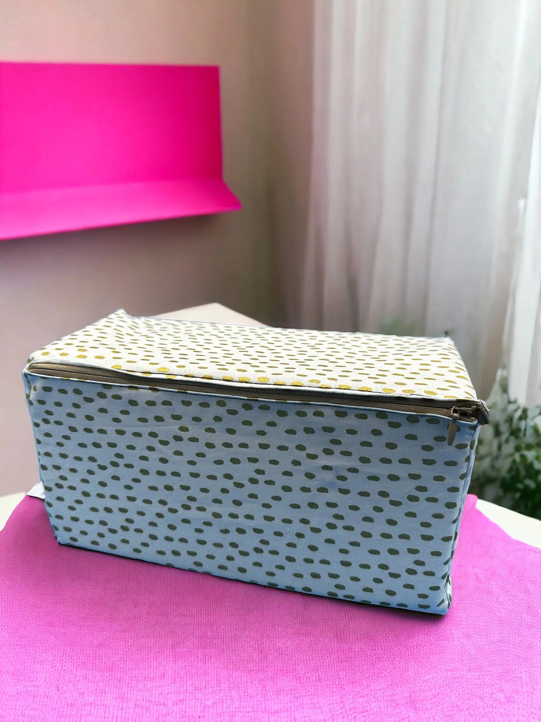 Gold Flex PoKiT Pillow